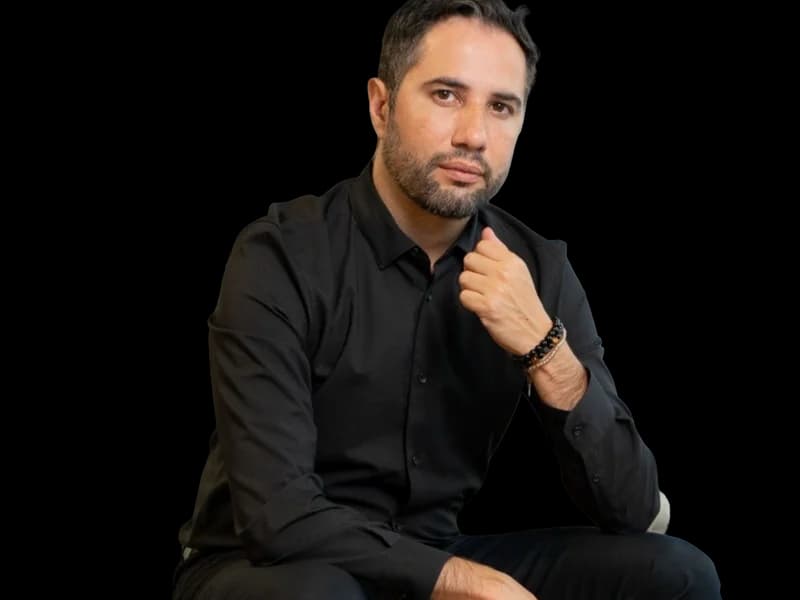 Alexander Chacón Butron